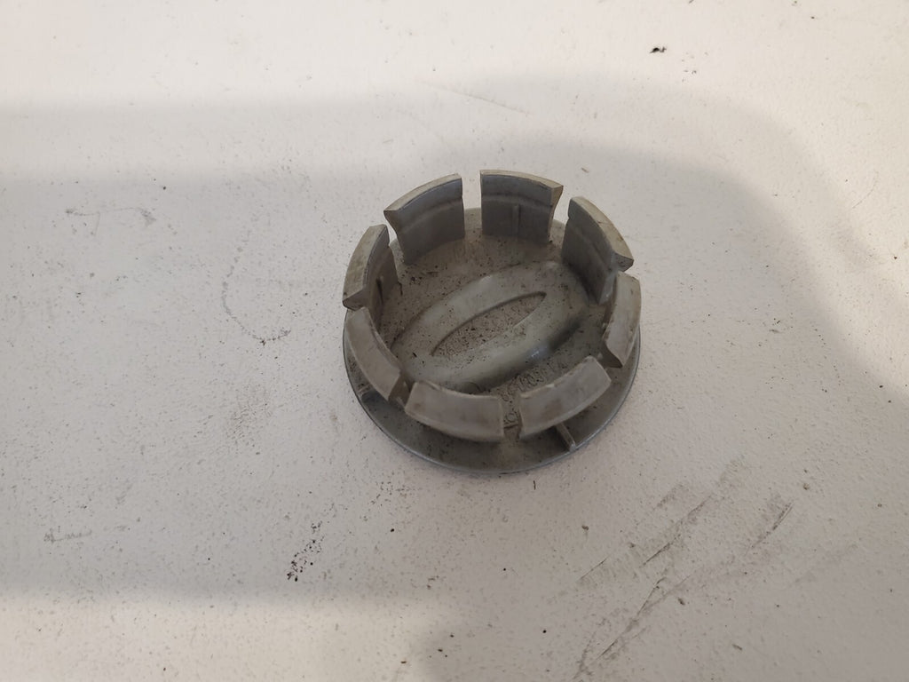 01-06 Ford Escape Wheel Center Hub Cap Hubcap Cover 02 03 04 05 YL84-1A096-F 5L3