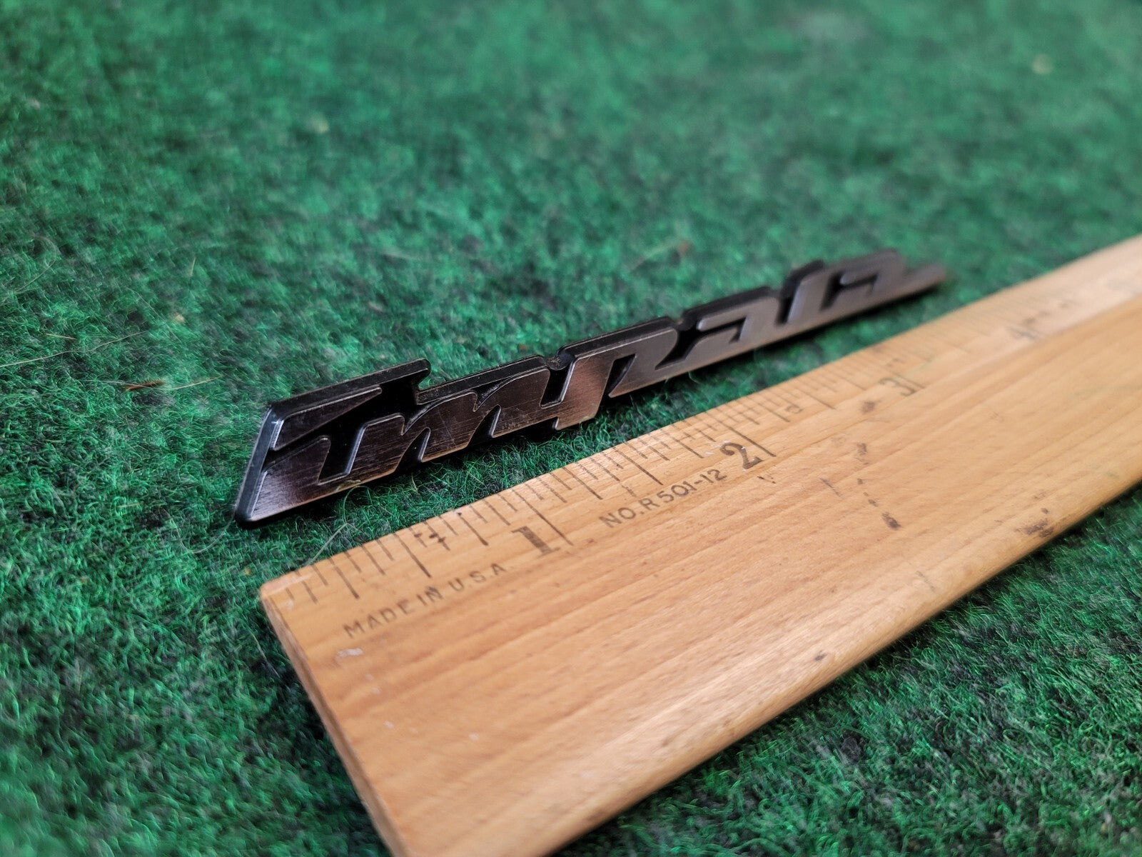 2000-2005 Chevrolet Impala Panel Emblem NAME PLATE BADGE 10290600 OEM 1M2