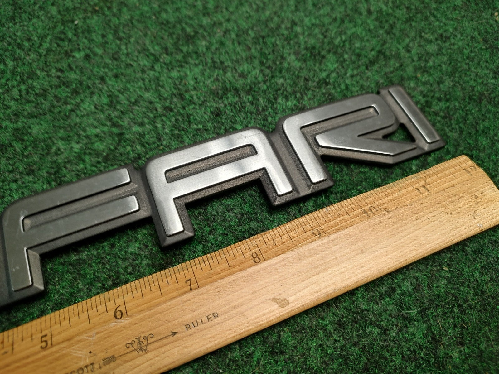 1995-2005 GMC Safari Rear Door Emblem Badge Logo Nameplate Name 15690681 2S3