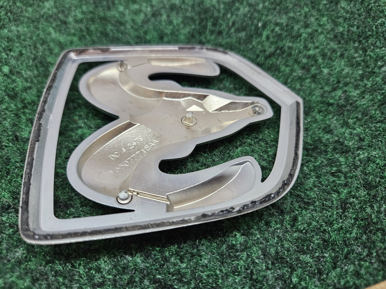 2005-2011 Dodge Ram 1500 2500 Tail Gate Badge Emblem 55077718AA GL4