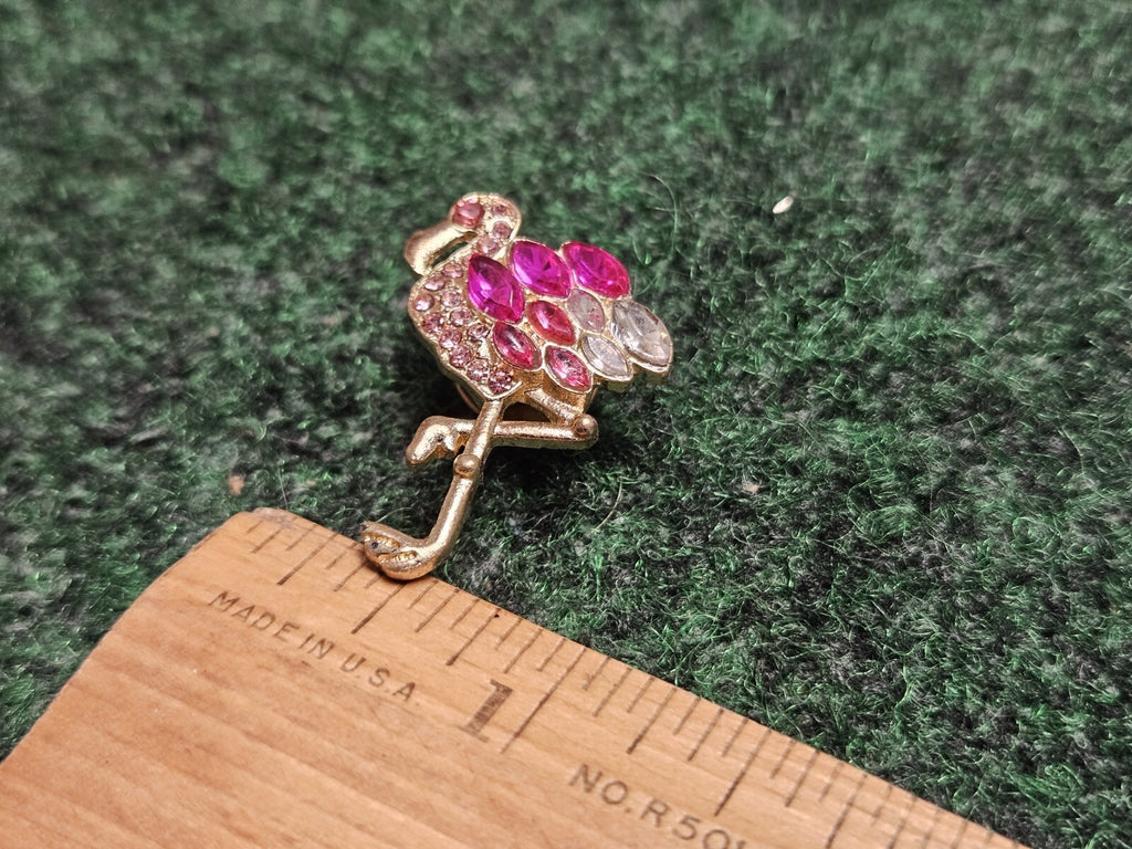 BROOCH GOLD TONE PIN RHINESTONE PINK FLAMINGO BIRD ANIMAL