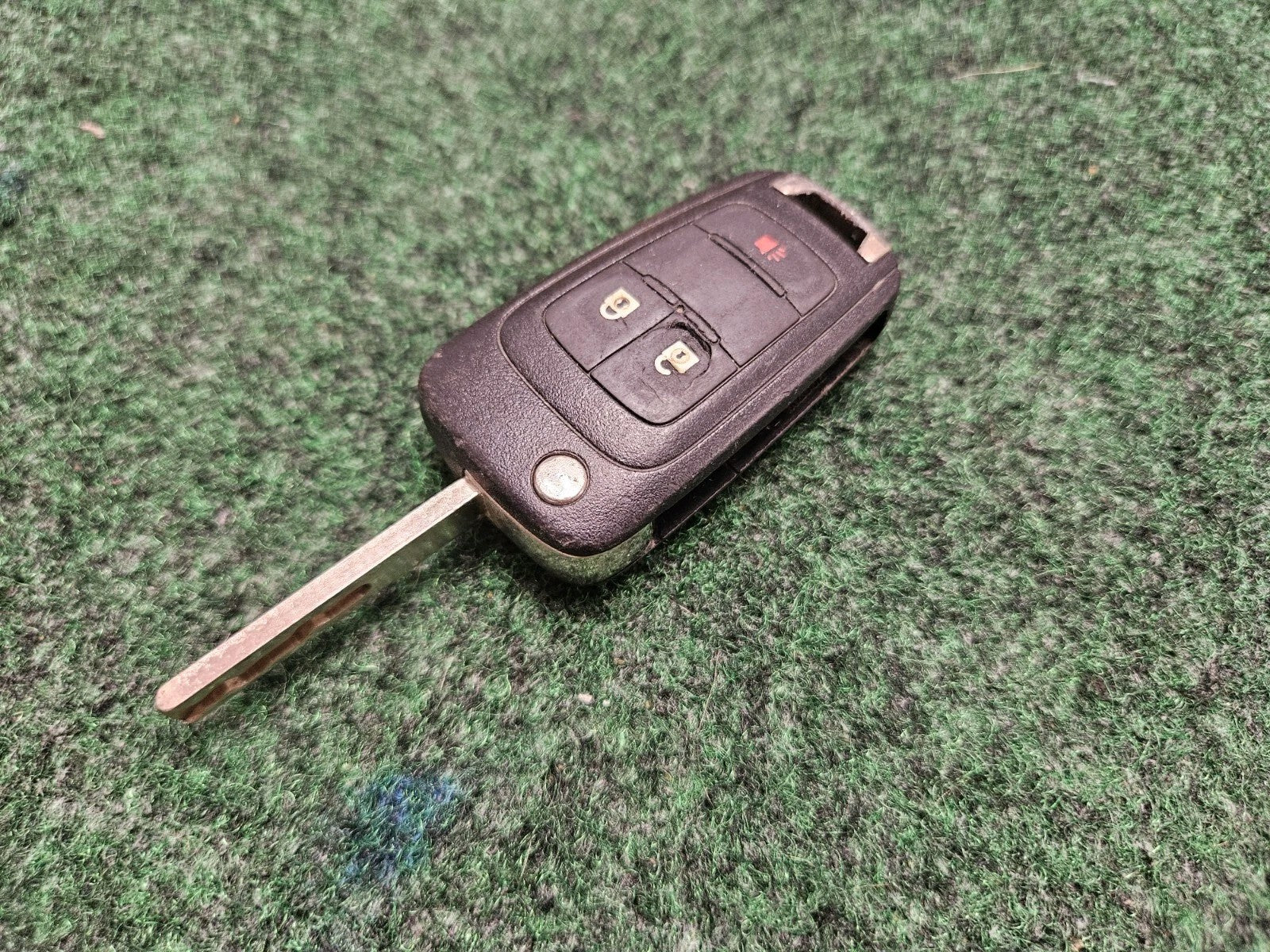 OEM CHEVY FLIP KEY KEYLESS REMOTE KEY FOB TRANSMITTER ALARM 20835406 Key Cut 7S5