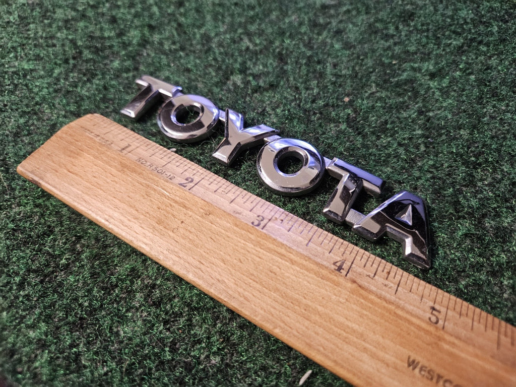 2003-2008 Toyota Matrix Liftgate Emblem Logo OEM 75441-02070 Trunk Rear Oem 5L9