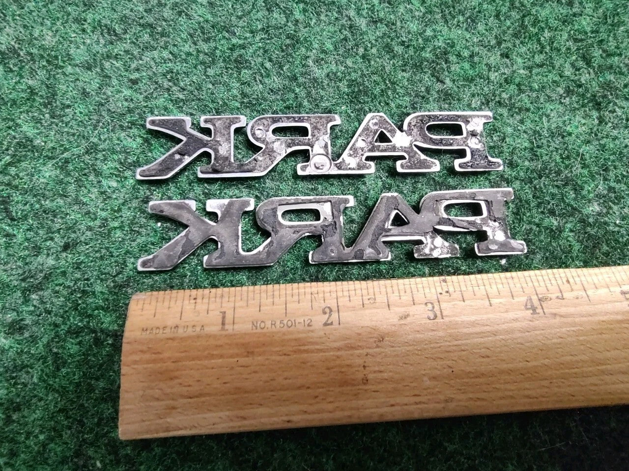 (2) 1998-2004 BUICK "PARK" AVENUE SIDE EMBLEM LOGO BADGE SYMBOL LETTERS OEM 5S5