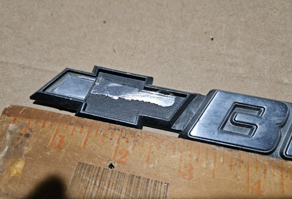 1995-2005 Chevy  Blazer Chrome 12" Tailgate Emblem Badge Logo Name 15672283 EL9