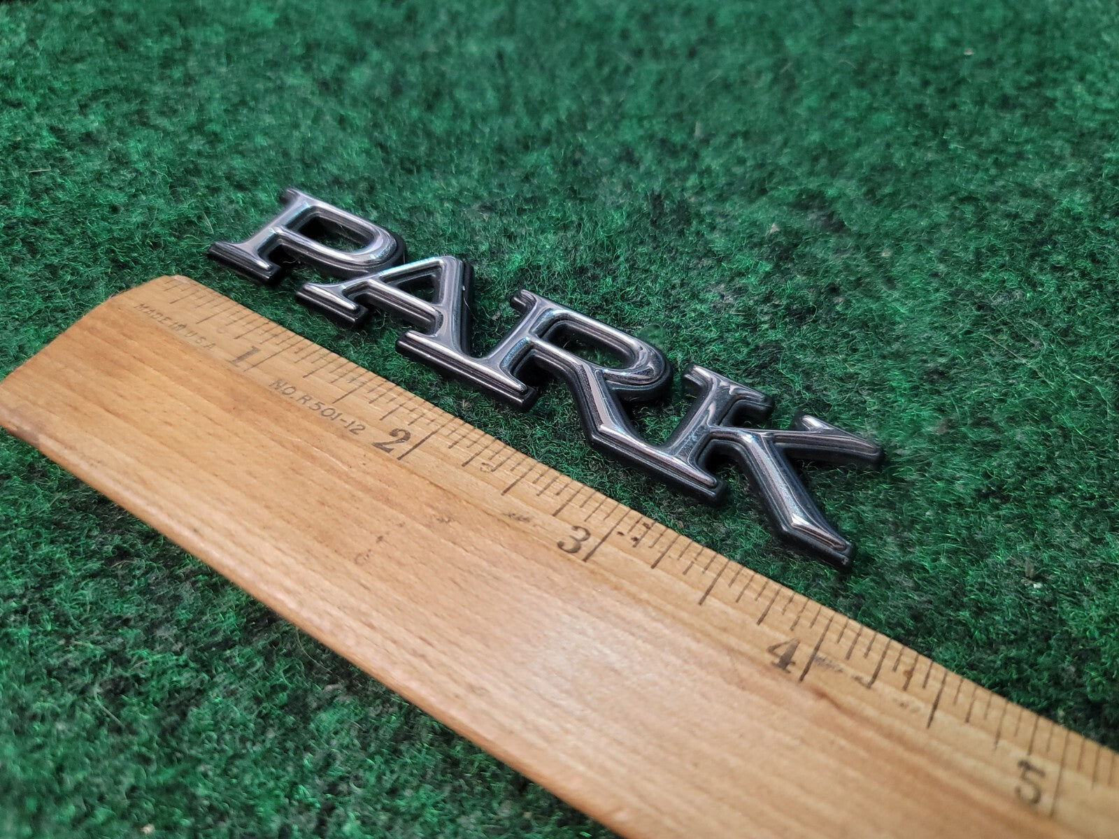 1998-2004 BUICK "PARK" AVENUE SIDE EMBLEM LOGO BADGE SYMBOL LETTERS OEM 6S9