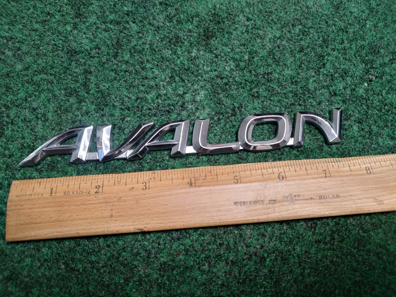 2000-2004 Toyota Avalon Rear Trunk Lid Tailgate Emblem 75442AC030 OEM 1S1