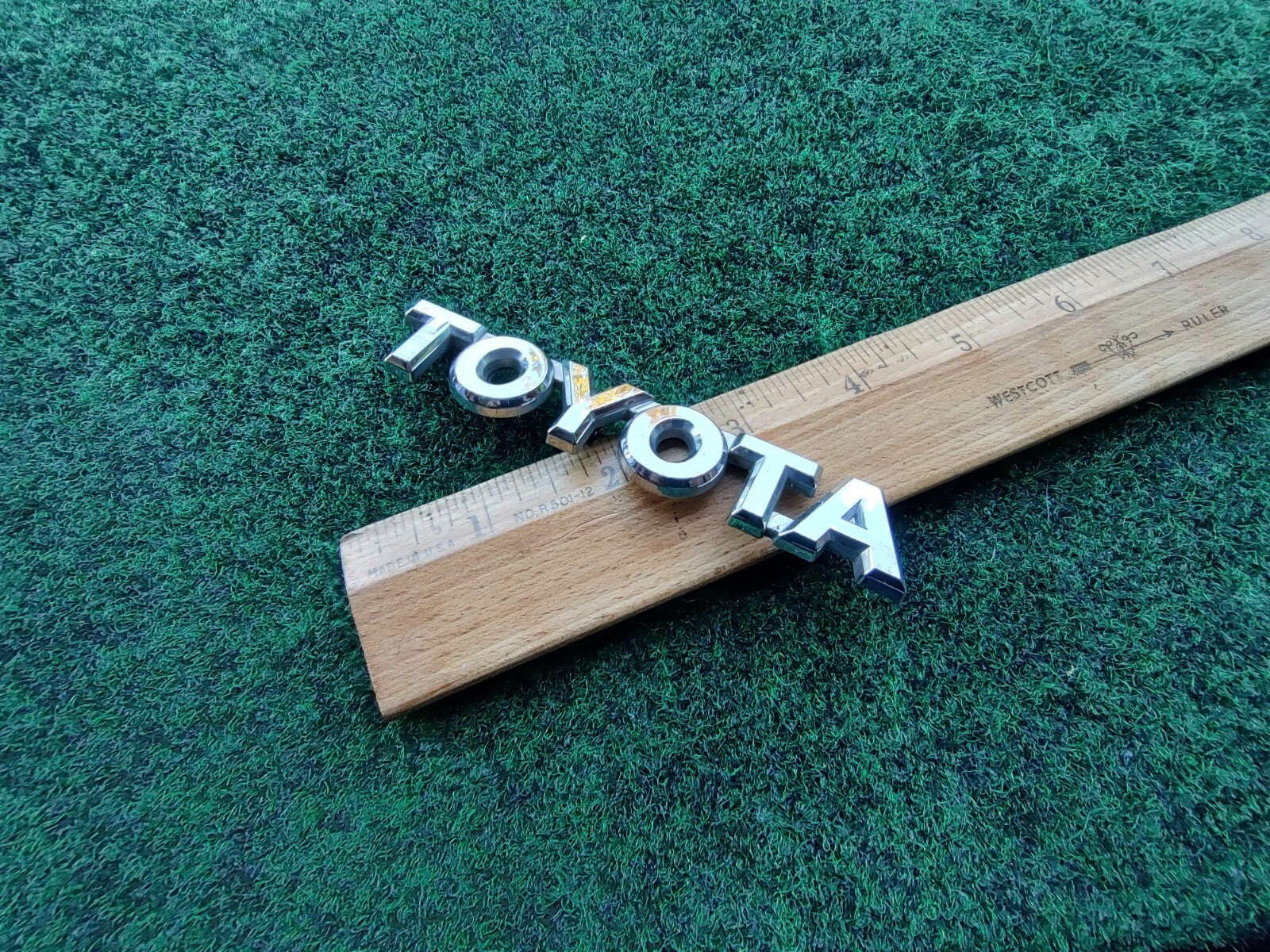 Toyota Camry Emblem Logo Letter Badge Trunk Rear Gold 4 Inch OEM Name Plate 5S3