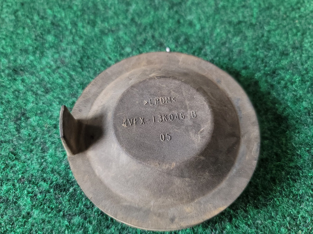 (1)OEM 2012 - 2014 Ford Focus Headlight Head Light Bulb Dust Cover Cap Plug 10L1