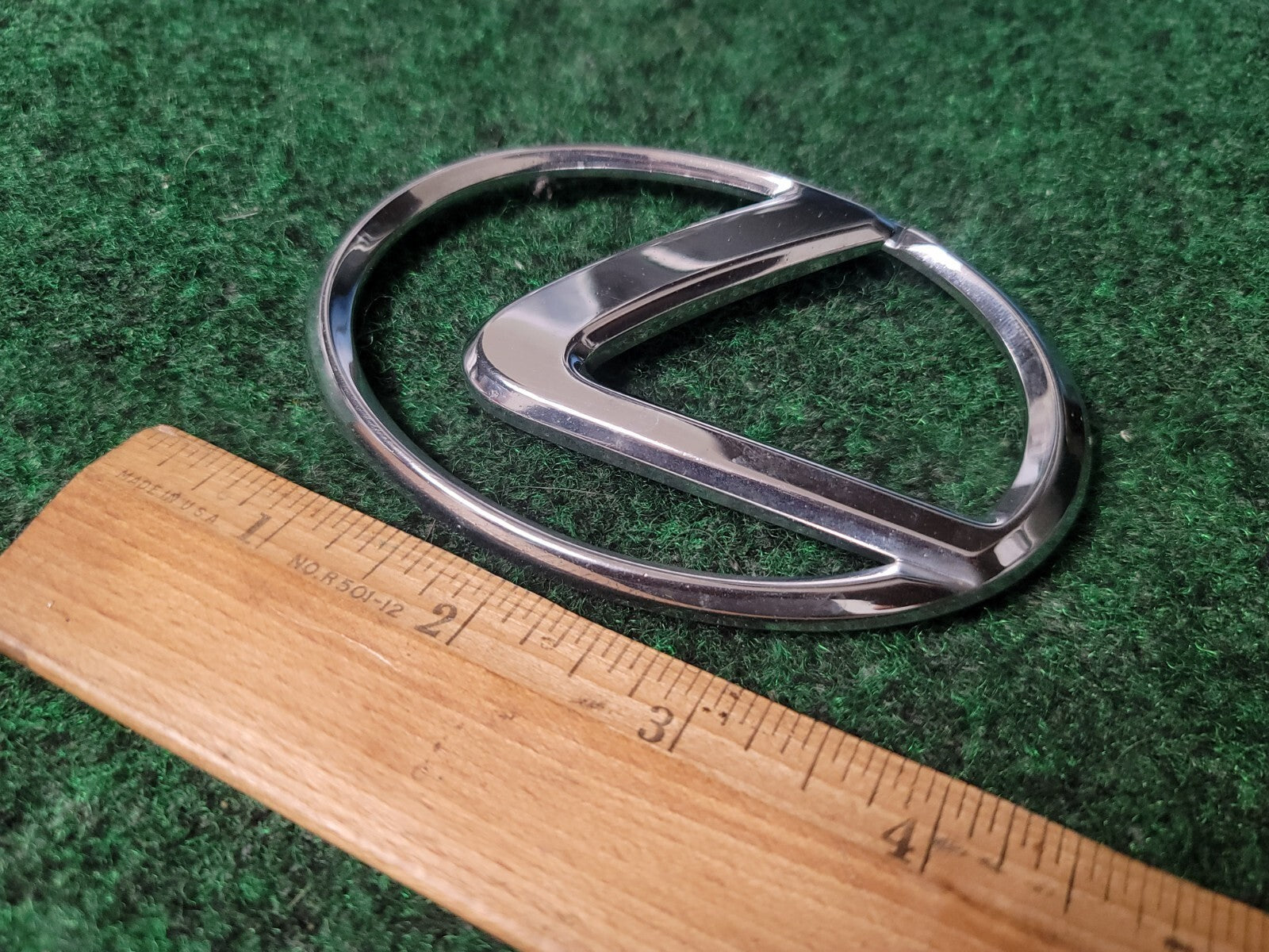 Lexus Rear Trunk Lid Emblem Badge Logo Chrome 2542 OEM Used 5S2