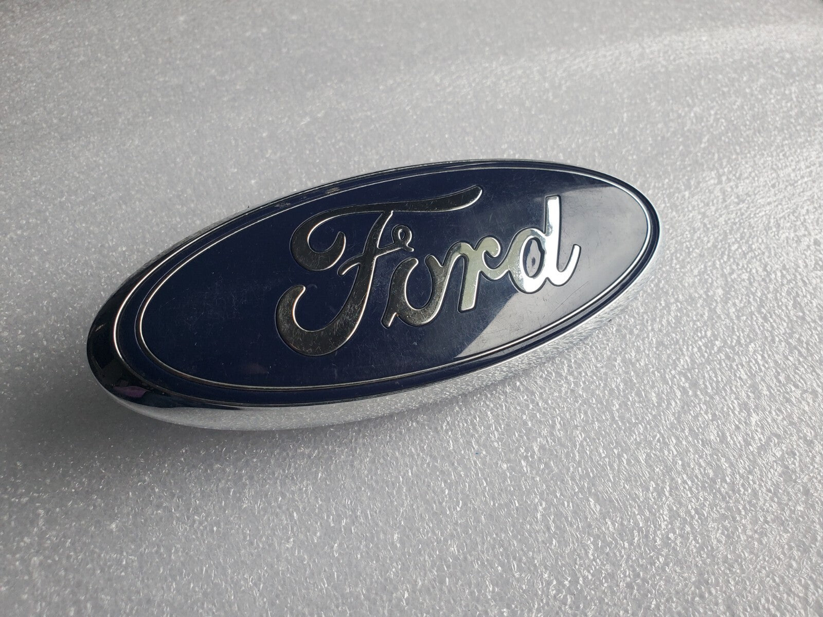 2016-2022 Ford Explorer Oval Rear Tailgate Emblem CL34402A16CA Blue 7x2.75 2L2