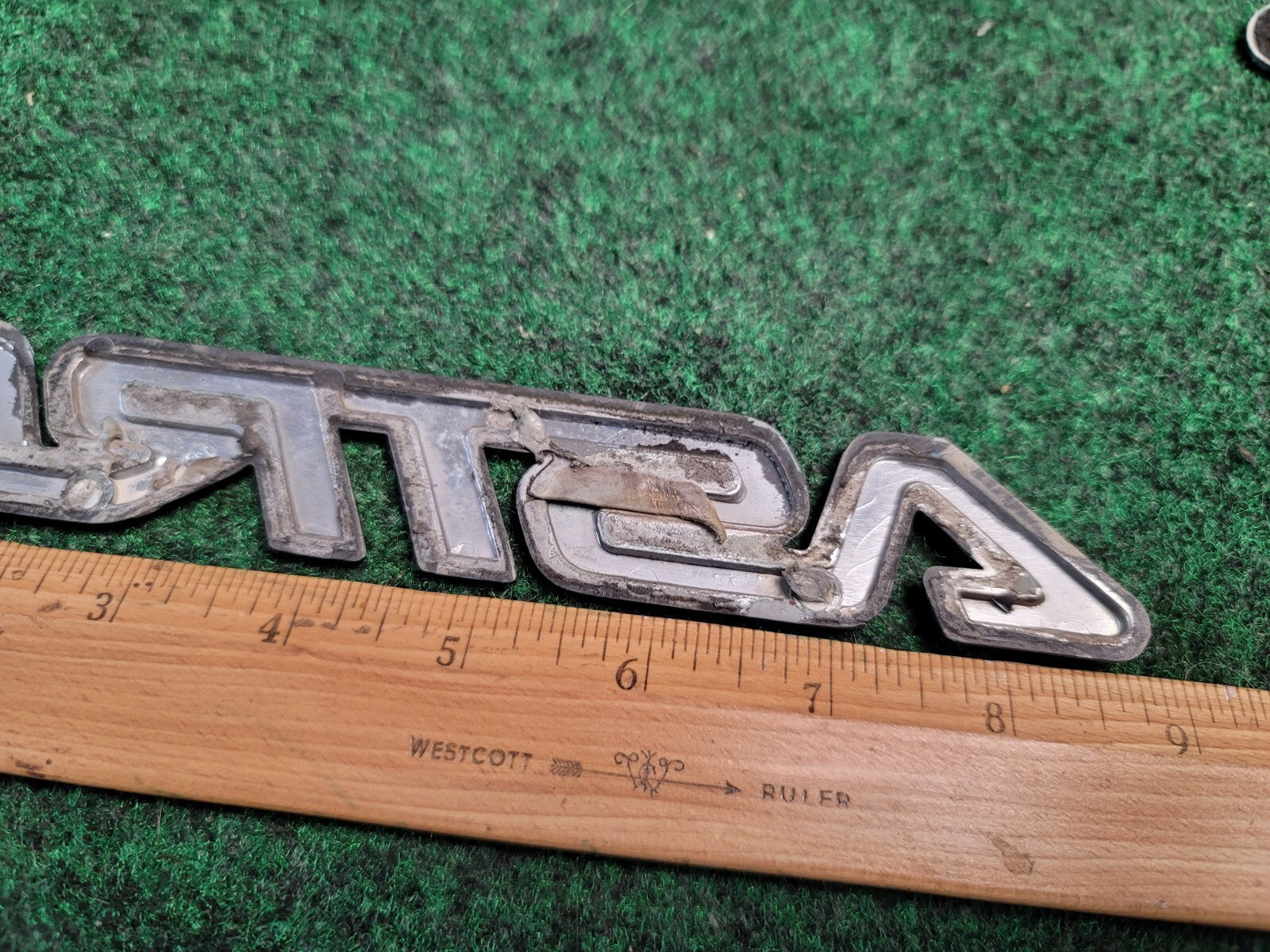 1996-2005 CHEVROLET Astro Van Rear Emblem Badge Logo Nameplate 15724741 OEM 1M7
