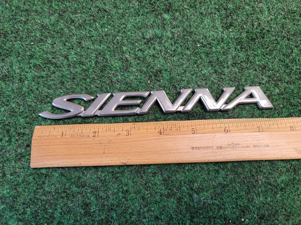 1998 2001 2002 2003 2004 Toyota Sienna Rear Trunk Badge Emblem 75442-08010 2M7