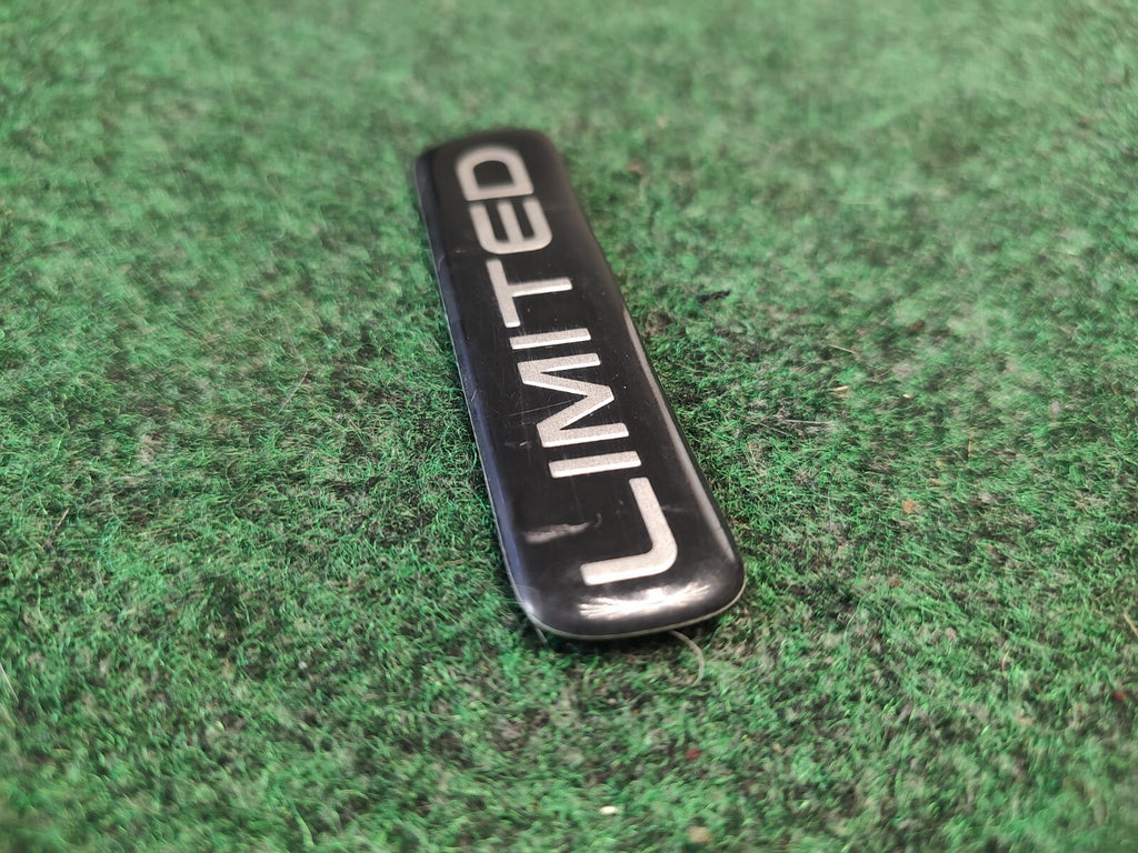 JEEP LIMITED VINTAGE EMBLEM BADGE SYMBOL LOGO SIGN OEM 1S7