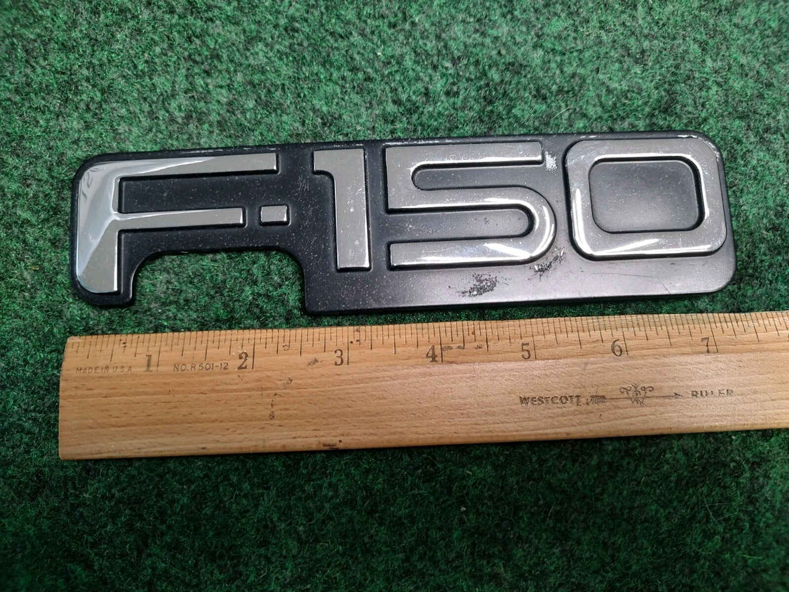 1999 2001 2002 2003 2004 Ford F-150 F 150 Side Fender Nameplate Emblem Badge 1S6