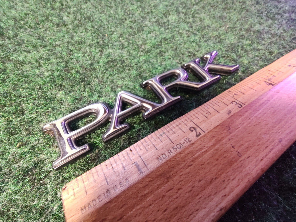 1998-2004 BUICK "PARK" AVENUE SIDE EMBLEM LOGO BADGE SYMBOL LETTERS OEM 6S4
