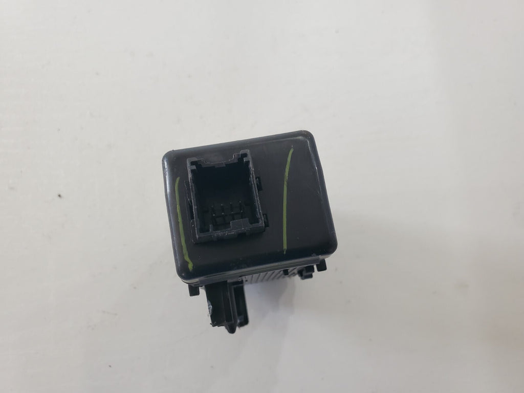17-20 LINCOLN CONTINENTAL FCM LIGHTING CONTROL MODULE UNIT OEM GD9A13E020BA 5L7