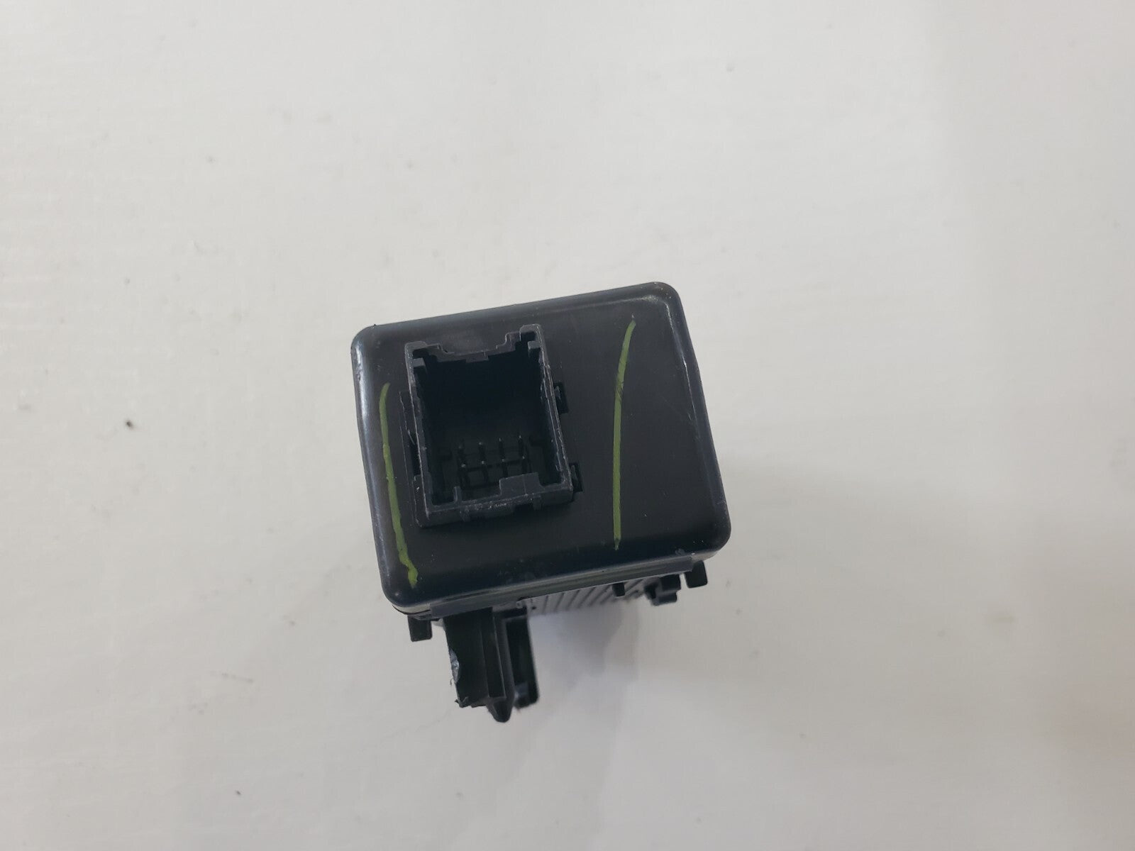 17-20 LINCOLN CONTINENTAL FCM LIGHTING CONTROL MODULE UNIT OEM GD9A13E020BA 5L7