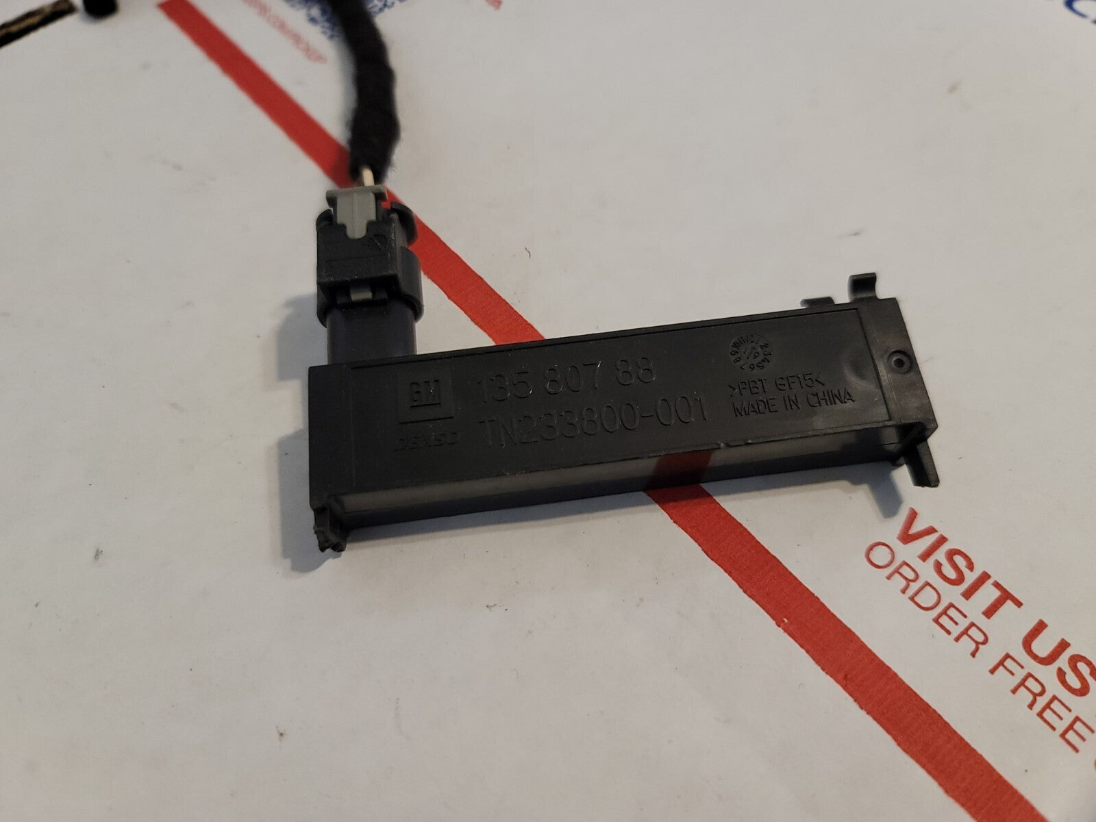 2017-2024 Cadillac XT5 Keyless Entry Antenna 13580788 OEM Broken Tabs 7L7