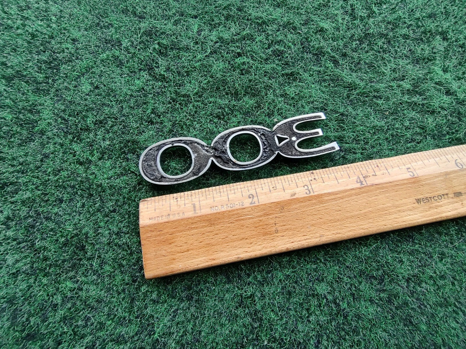 2005-10 Chrysler 300 Trunk Lid Nameplate Script Badge Emblem Mopar Rear OEM 5S2