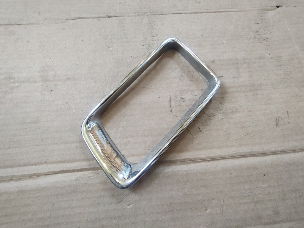 2015-16 Jeep Grand Cherokee Insert Grille Surround Trim Bezel OEM 68143136AB CL3