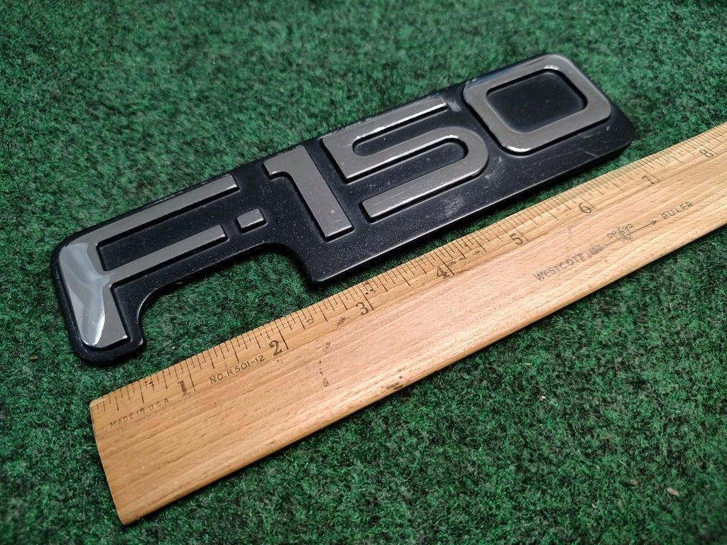 1999 2001 2002 2003 2004 Ford F-150 F 150 Side Fender Nameplate Emblem Badge 1S6