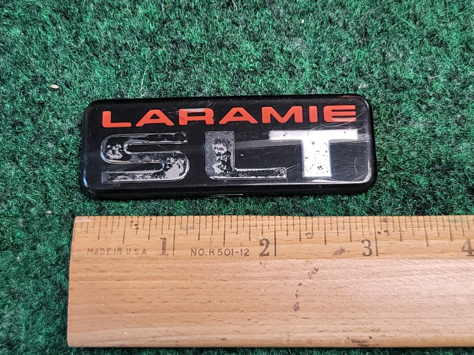 94 95 96 97 98 99 00 01 DODGE RAM SLT LARAMIE SIDE EMBLEM LOGO BADGE 2M7