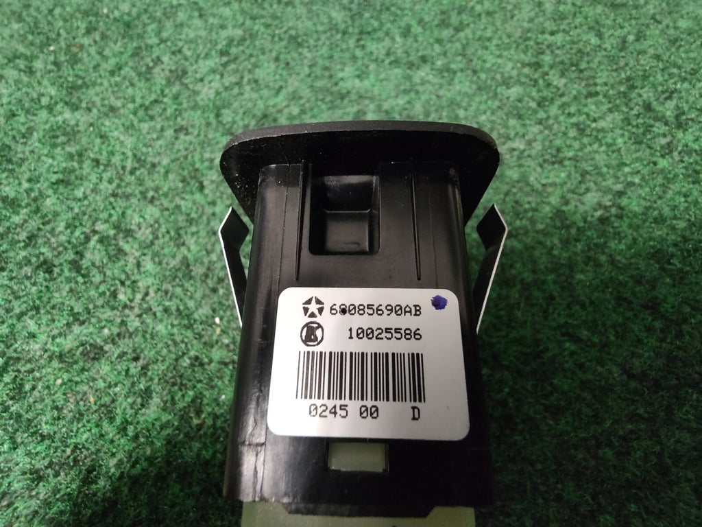 2011-2021 JEEP GRAND CHEROKEE REAR LEFT SIDE DOOR WINDOW SWITCH BUTTON OEM 7S2
