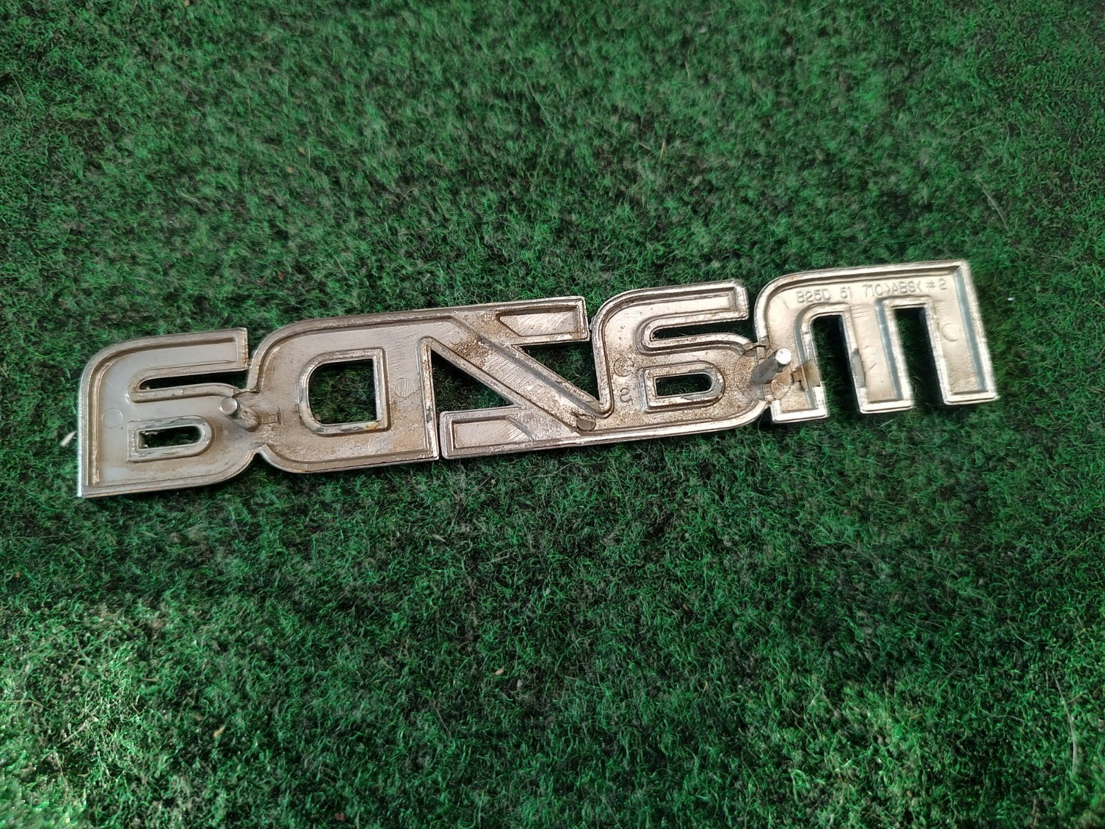 1999 00 2001 2002 2003 Mazda Protege Rear Trunk Nameplate Emblem B25D-51-710 2S5