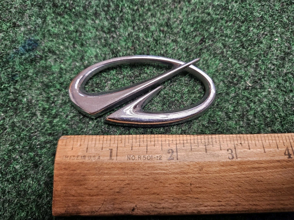 Vintage OLDSMOBILE Chrome EMBLEM SYMBOL BADGE OEM Nameplate Logo 2.75" 5M8