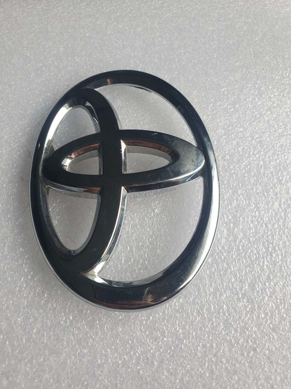 2007 2008 2009 Toyota Camry Trunk Deck Lid Emblem Badge 75432-00000 OEM 1L4