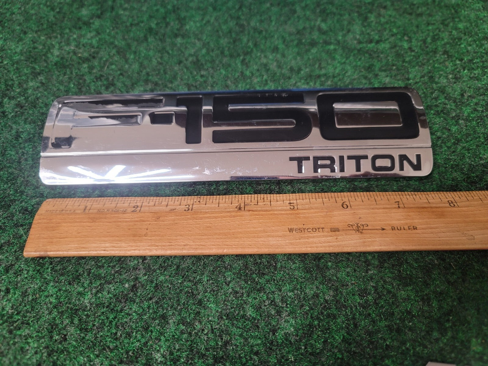 2004-2008 FORD F150 F-150 TRITON FENDER CHROME EMBLEM 5L34-16B114-PA 5S2