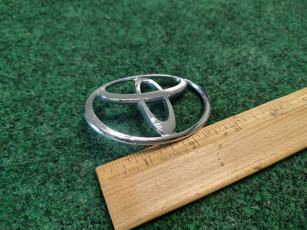 TOYOTA 4RUNNER LOGO BADGE SIGN SYMBOL CHROME EMBLEM 8224ABS 3S8
