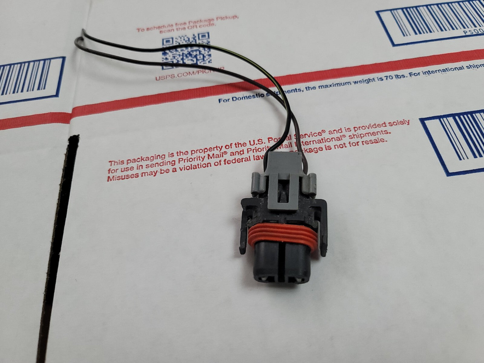 Wire Pigtail Male Fog Light Socket Plug Connector Replace 8L6