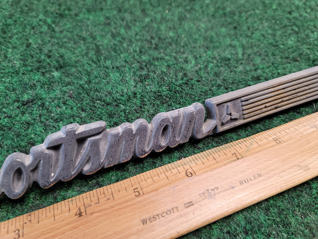 Circa 1970s Dodge Sportsman Van Chrome Emblem Badge Fender Nameplate 58395 7L1