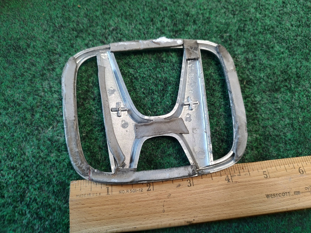 2005-2007 Honda Accord CR-V Front Grille Emblem Badge 75700-S9A-G000 3S8