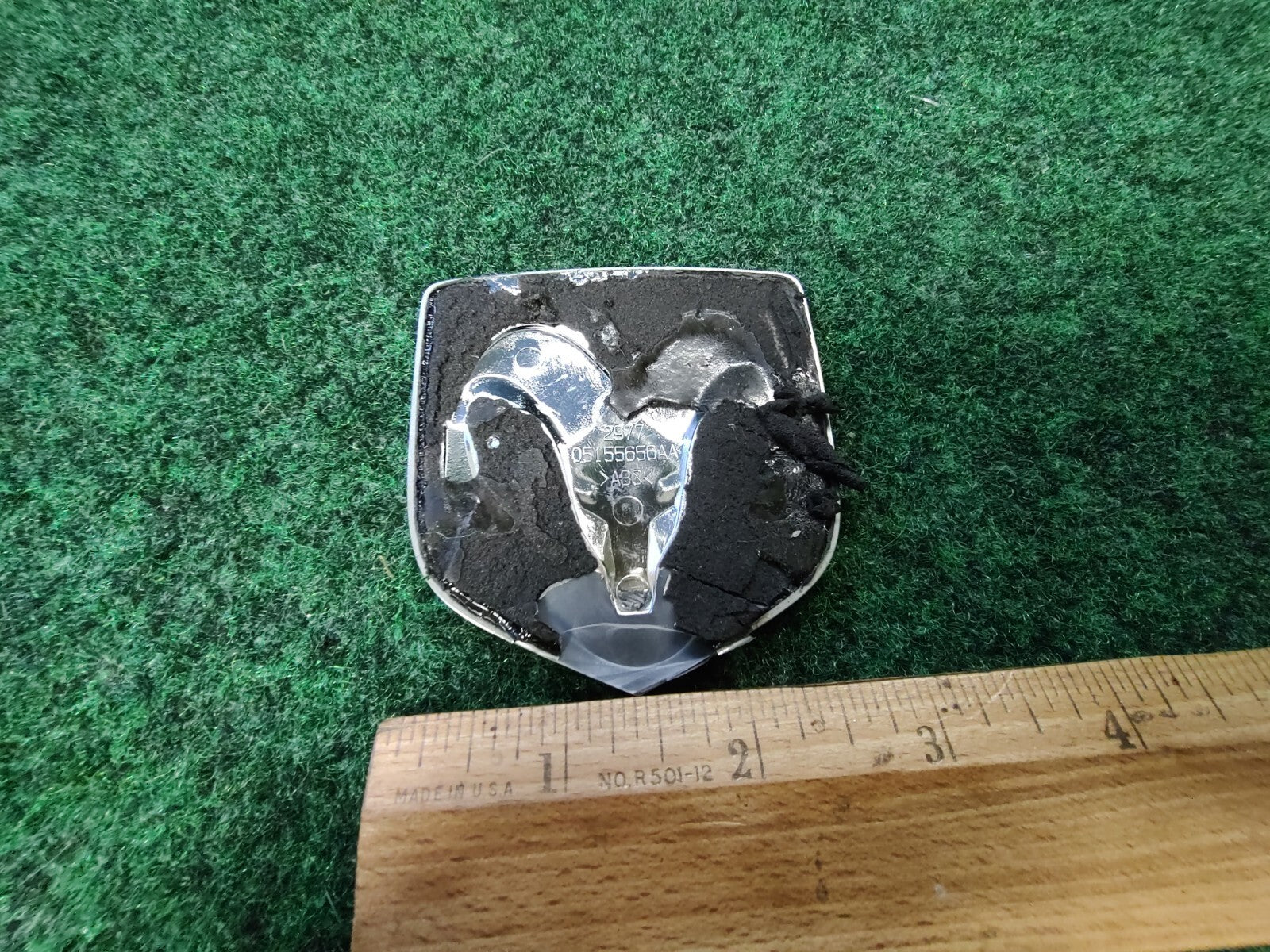 2007 2008 2009 Dodge Avenger Rear Trunk Emblem Badge Logo Name 05155656AA 5S6
