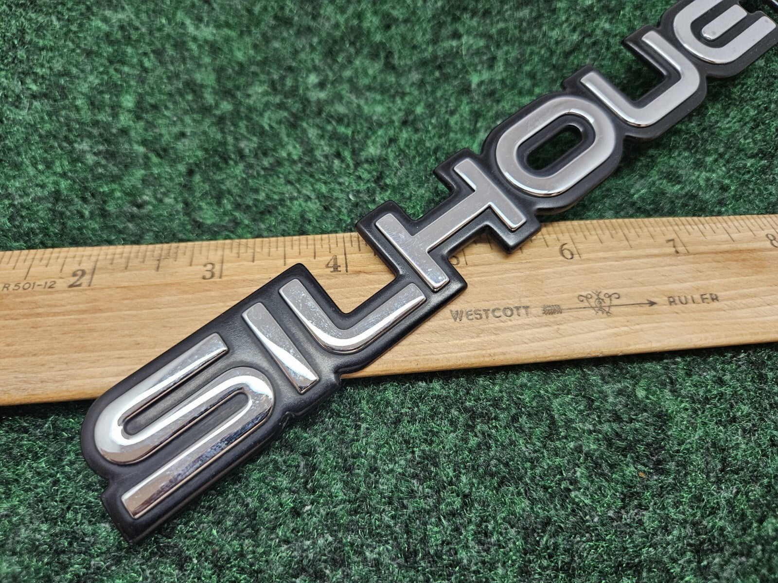 1997-2004 Oldsmobile Silhouette Chrome Rear Trunk Emblem Badge Logo 10242278 GL3