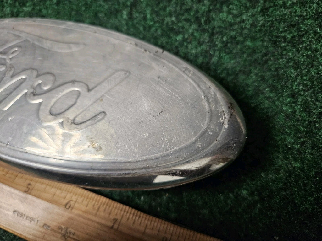 Ford Front Grille Emblem OEM 4L34-15402A16-AB 4L34-15402A16-BA Badge Faded 3M3