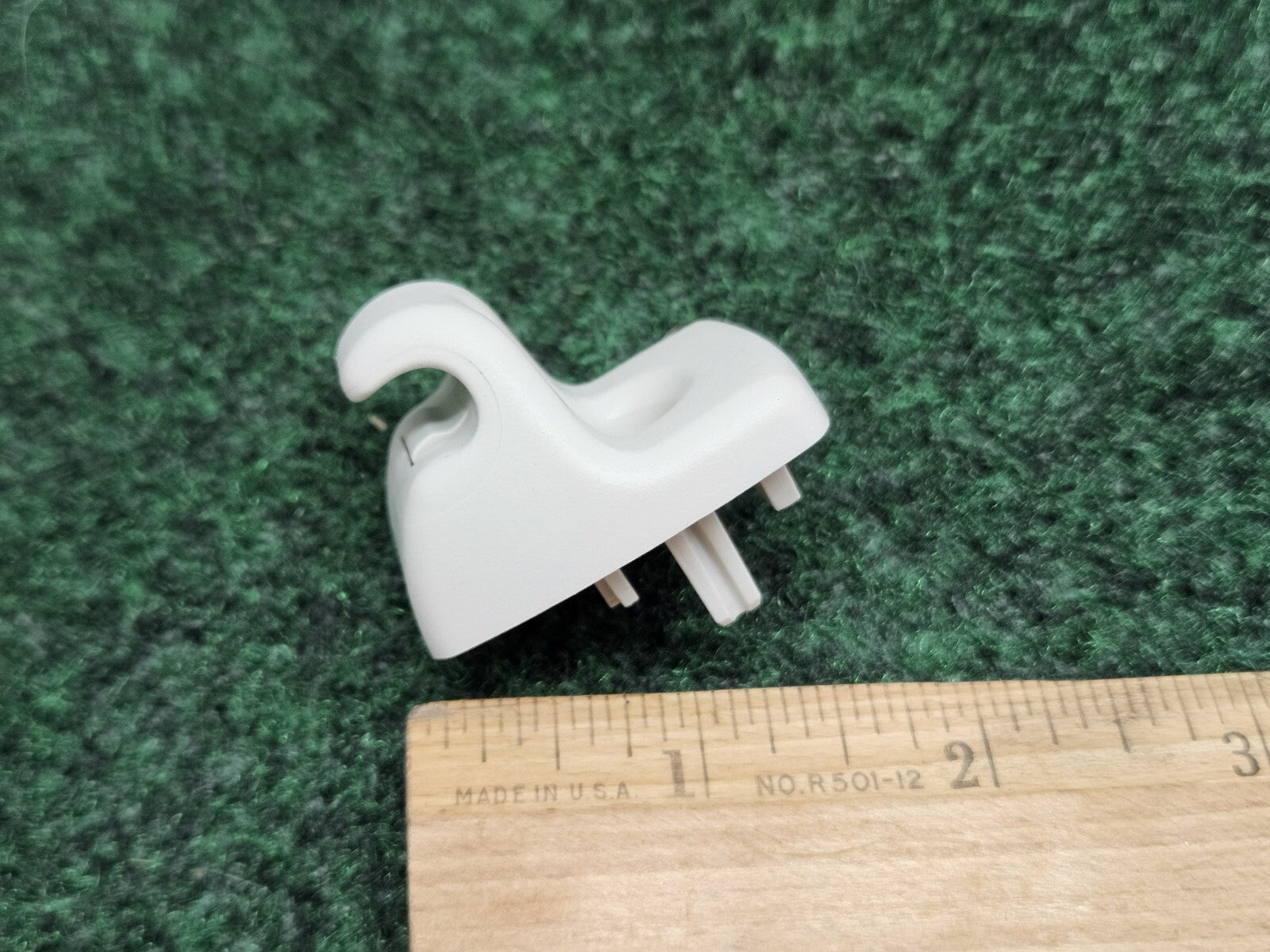 SUN VISOR SNAP HOLDER CLIP RETAINER CREAM for FORD FOCUS 2013 2014-2018 OEM 2S6
