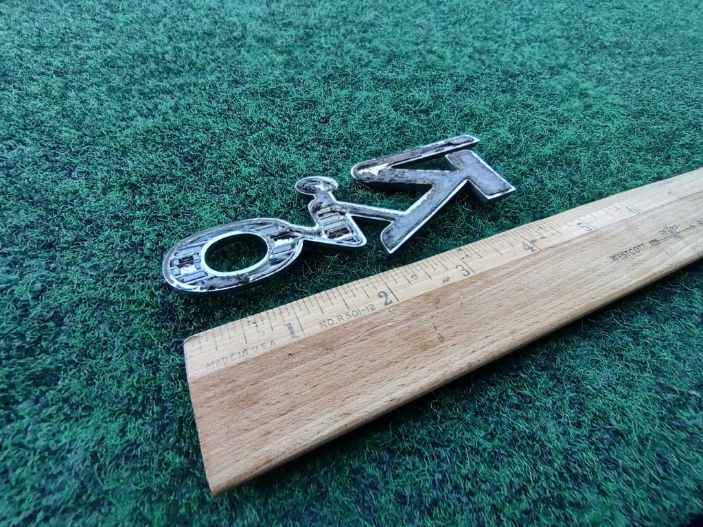 Kia OEM 2000-2005 Rio Chrome Rear Gate Emblem Badge Logo Nameplate Name 10L4