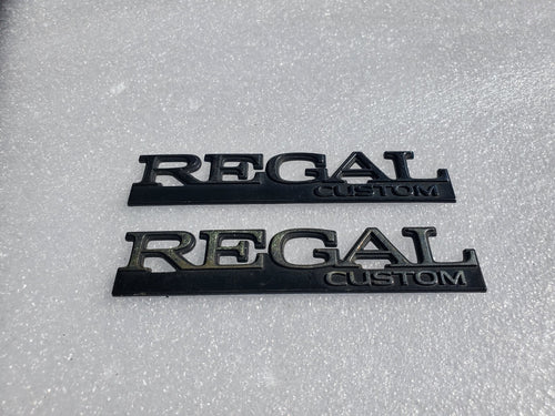 (2) 90-94 Buick Regal Custom Quarter Panel Name Plate Emblem Badge Symbol VNTG