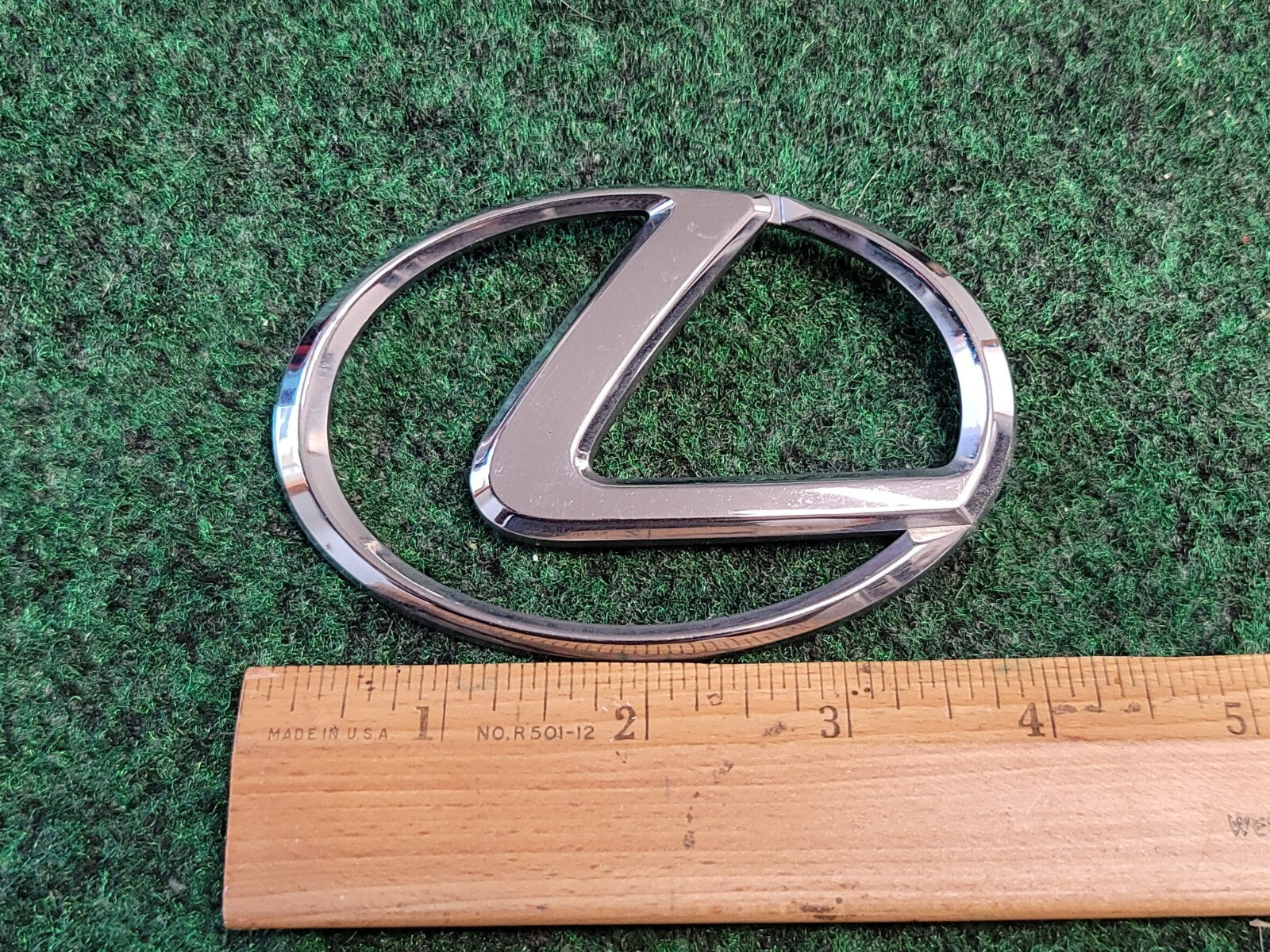 1998-2005 Lexus GS300 Rear Emblem Deck Trunk Lid Badge 242 OEM 7L1