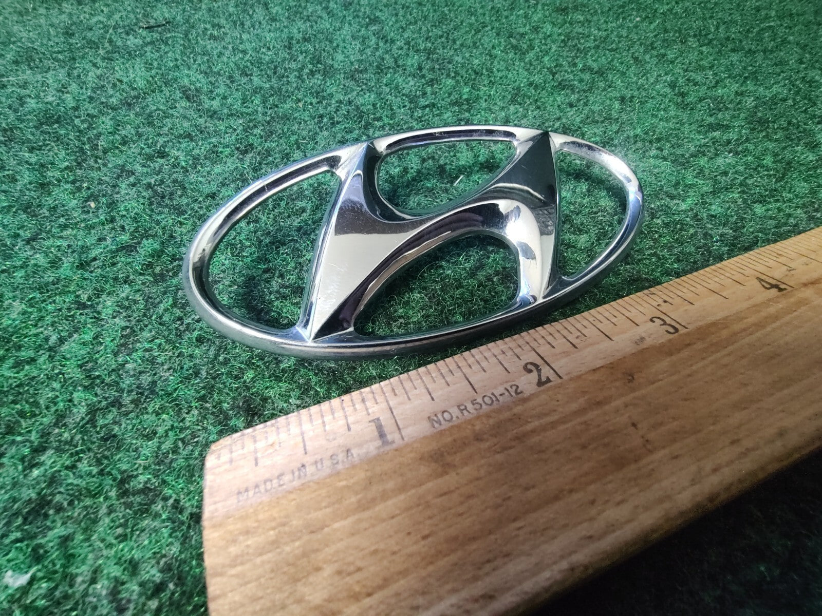 Hyundai Emblem Logo Symbol Badge Chrome OEM Nameplate Name Plate 1S9