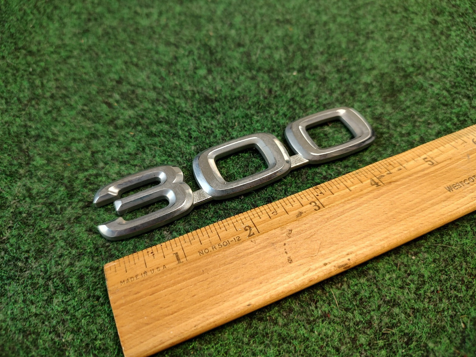 98 99 00 01 Lexus 300 Emblem Logo Symbol Badge Rear Trunk Chrome OEM 1S4