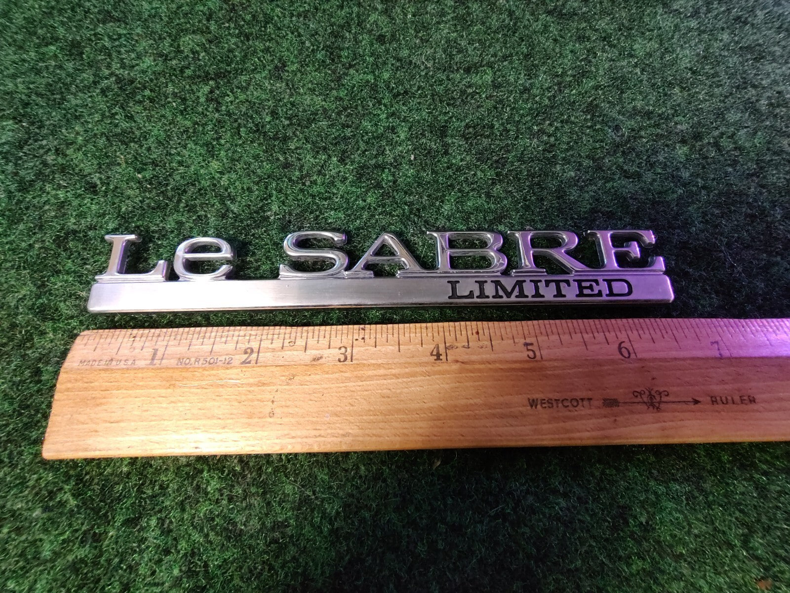 97 98 99 BUICK LESABRE LIMITED REAR LID SIDE EMBLEM LOGO BADGE SYMBOL OEM 4L5