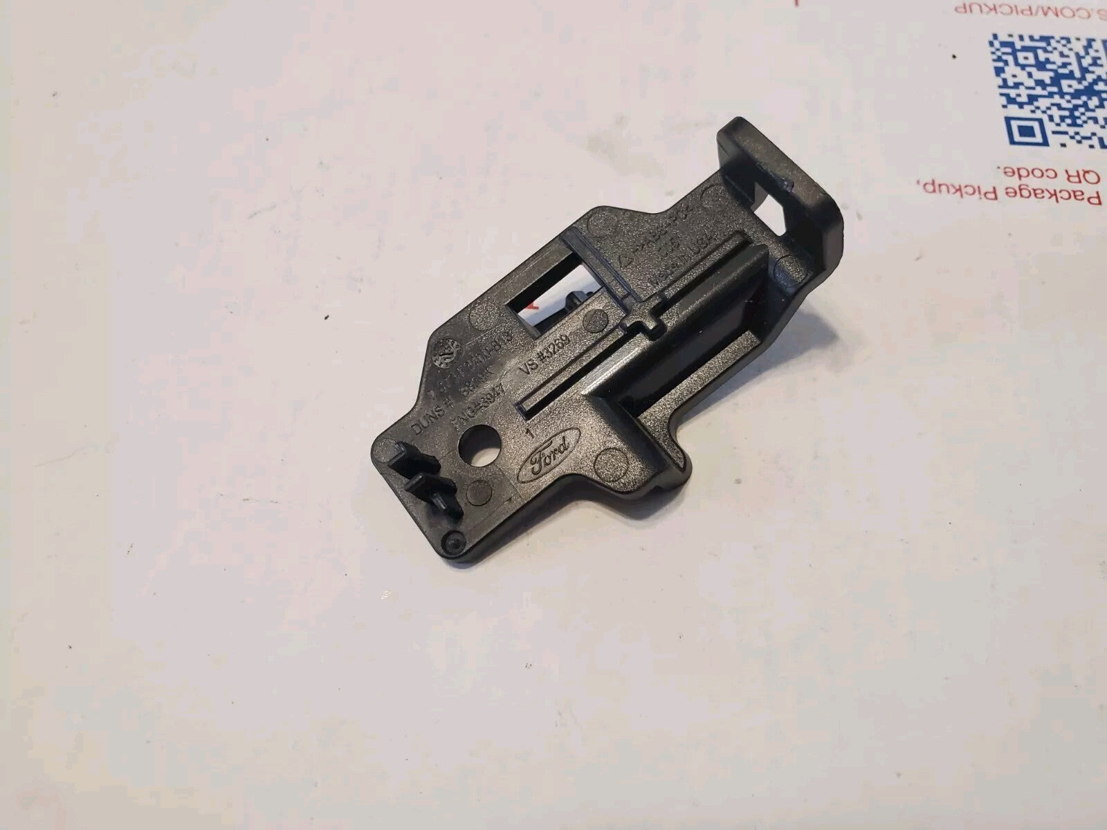 13-20 Ford Fusion Back up Camera Rear Bracket Support 3L9(Holds Camera In Place)