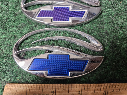 (2) 1997-2003 CHEVROLET MALIBU REAR LID EMBLEM LOGO BADGE SIGN 3M3
