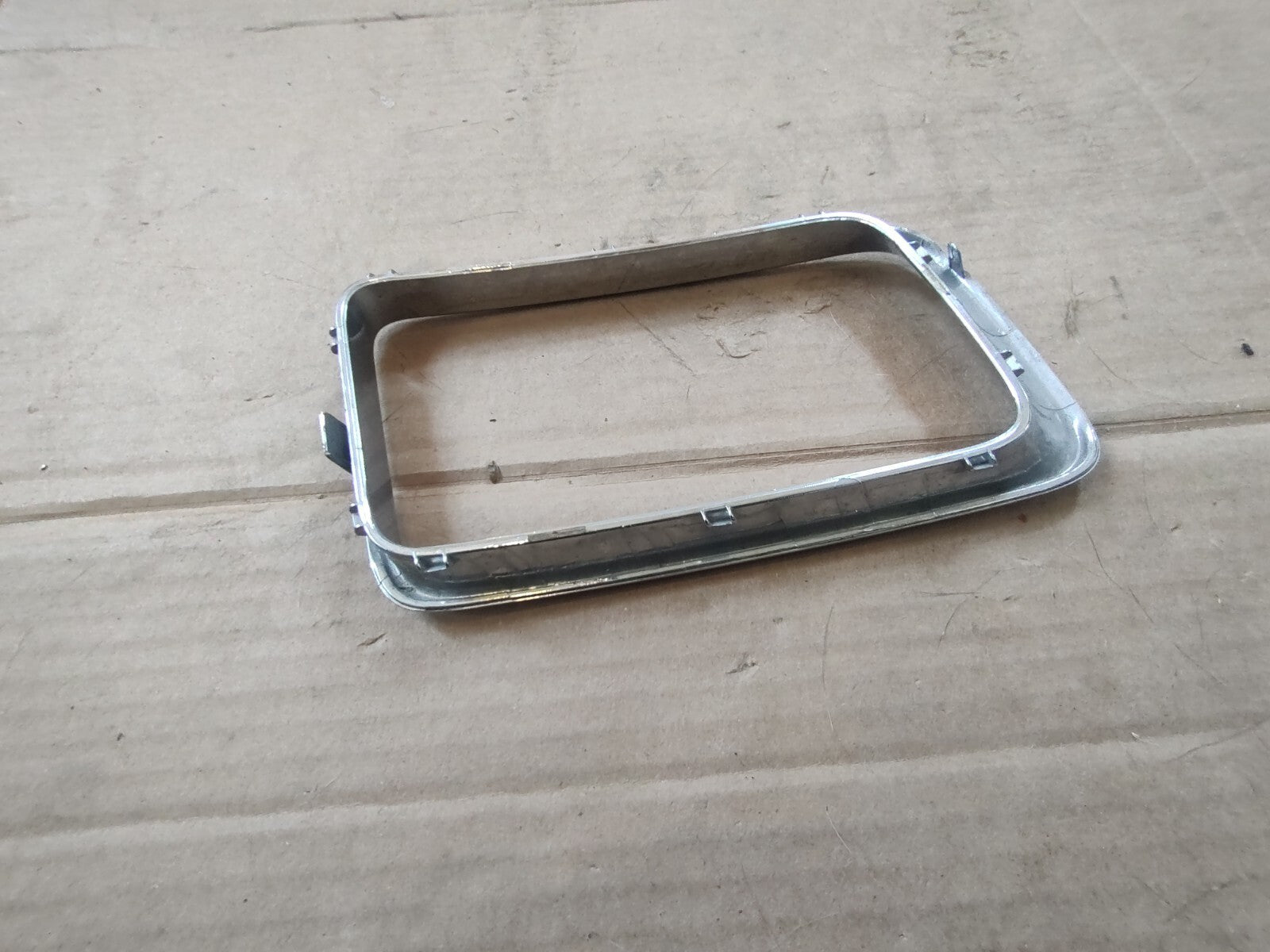 2015-16 Jeep Grand Cherokee Insert Grille Surround Trim Bezel OEM 68143136AB CL3