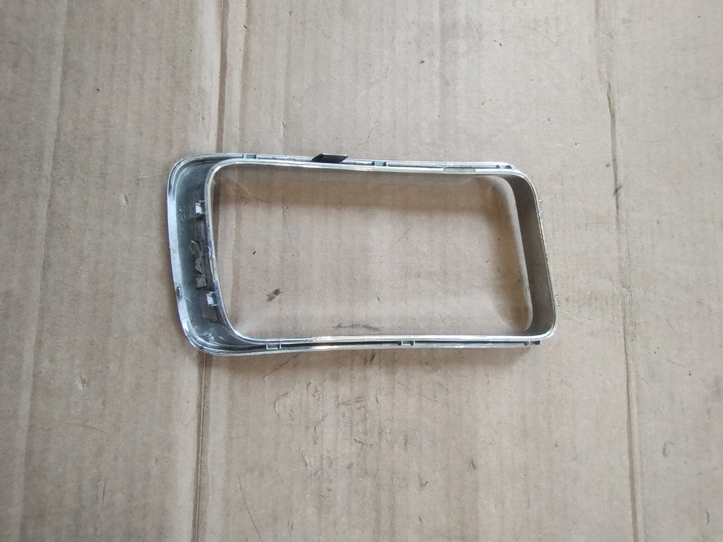 2013-2019 JEEP GRAND CHEROKEE CHROME GRILL GRILLE BEZEL 68143134AB OEM CL3